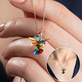 Clara™ | Elegantni privjesak kolibri