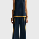 Leila | Elegantni set s modernim rubom