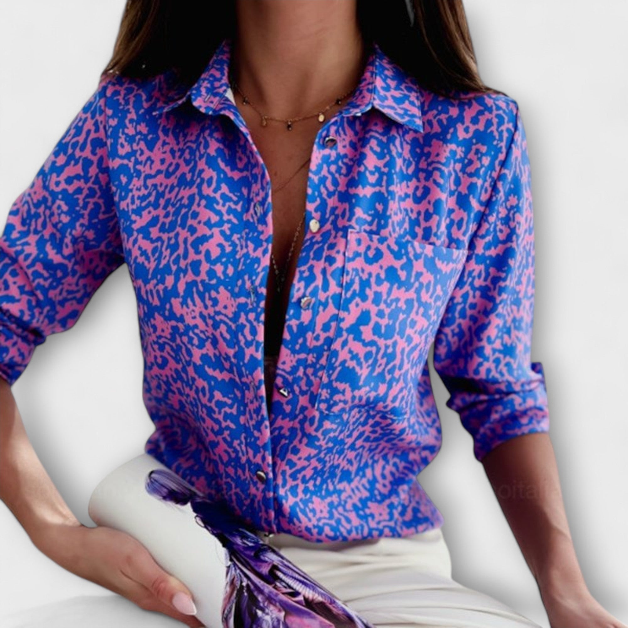 Ljubomira – Sofisticirana Geometrijska Bluza